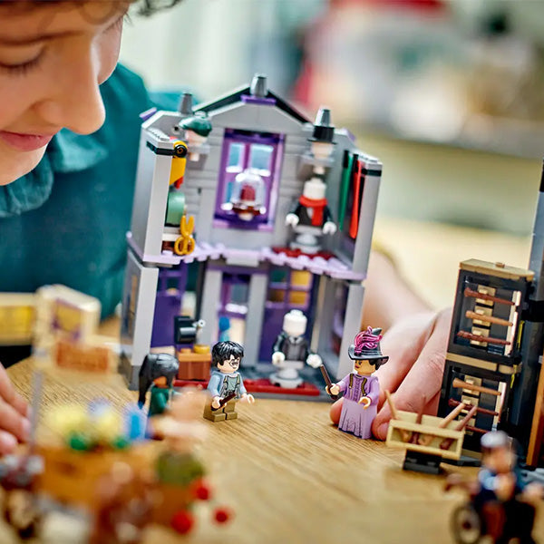 Harry Potter Ollivanders & Madam Malkin's Robes LEGO