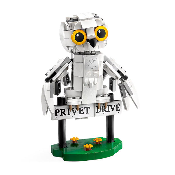 Harry Potter Hedwig at Privet Drive LEGO