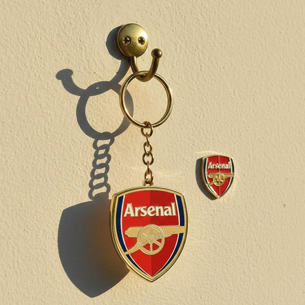 Arsenal Keychain and Badge Set