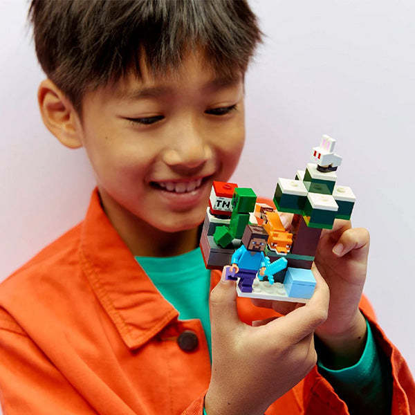 Minecraft Steve's Taiga Adventure LEGO
