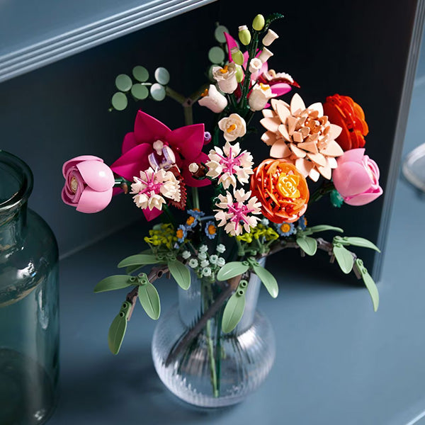 Pretty Pink Flower Bouquet LEGO