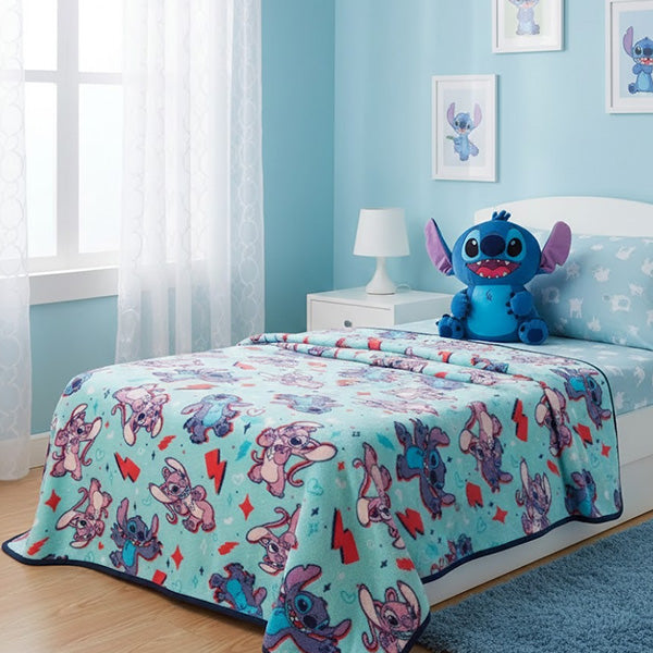 Lilo and Stitch Hugger & Throw